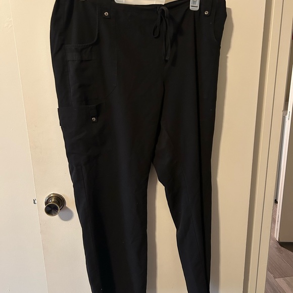Women’s Black Scrub Pants - Picture 2 of 7